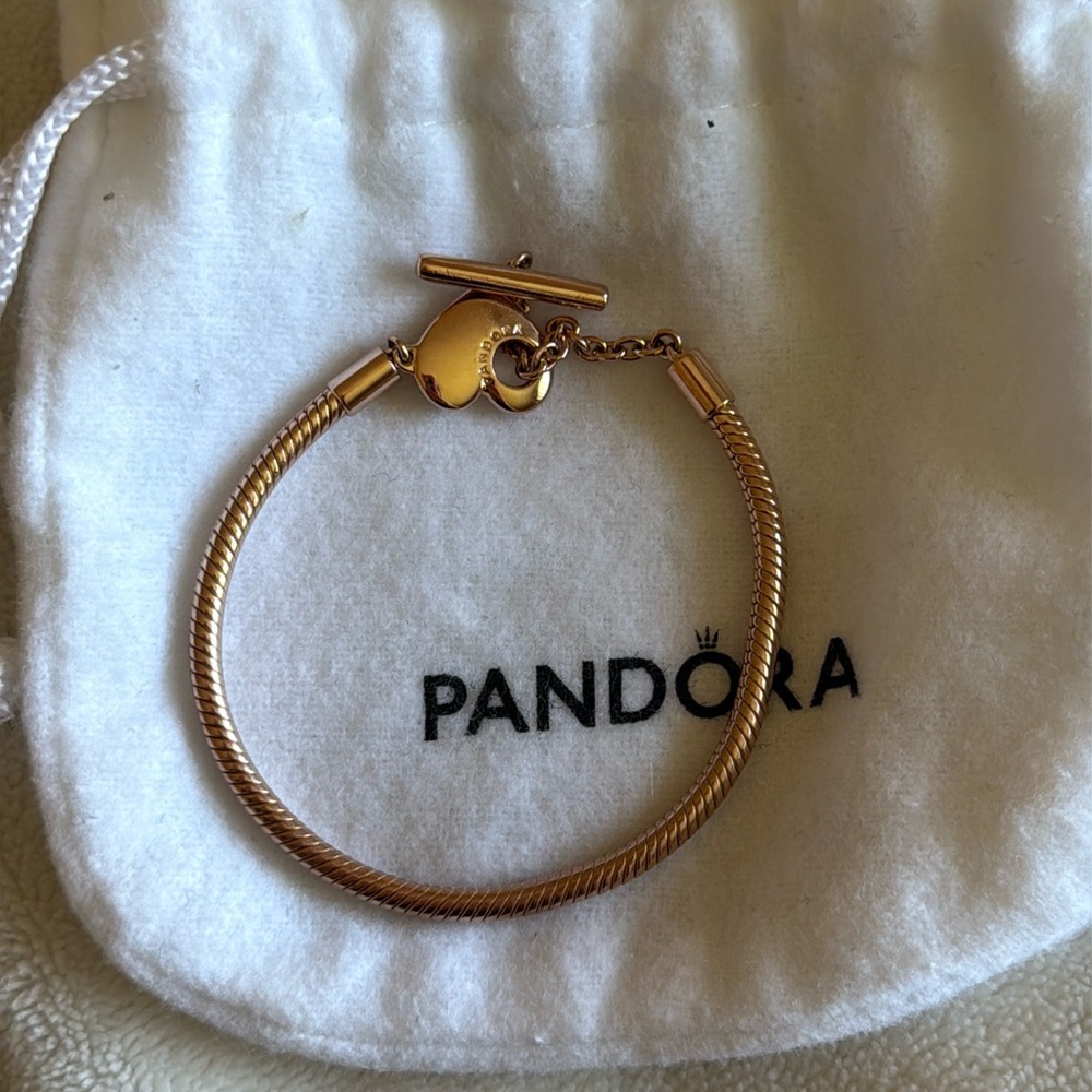 Pandora rose gold t-bar heart bracelet
